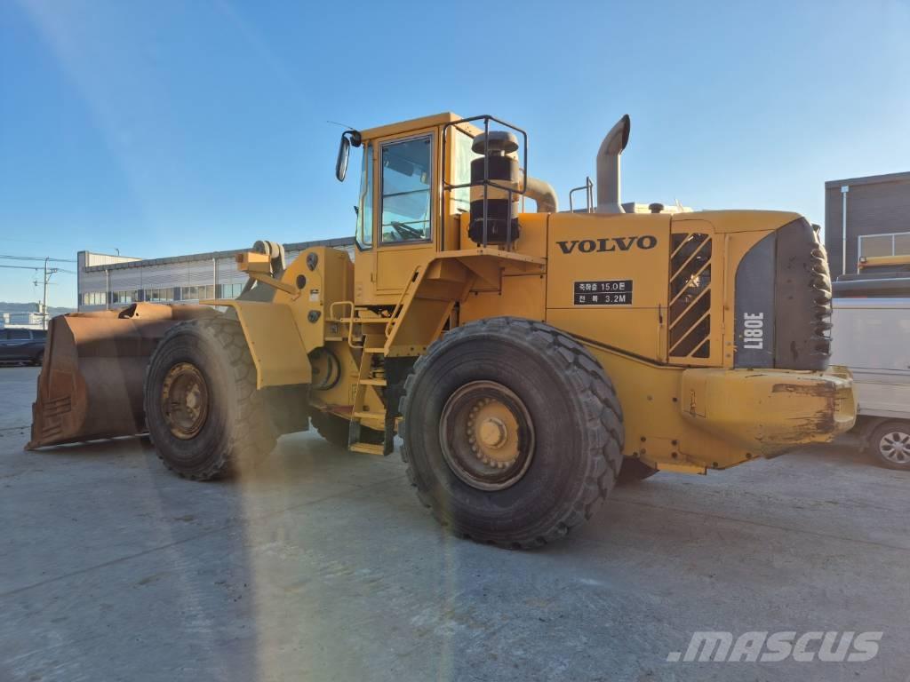 Volvo L 180 E Kolesni nakladalci