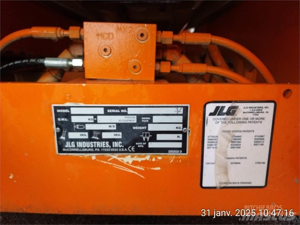 JLG 4394RT Škarjaste dvižne ploščadi