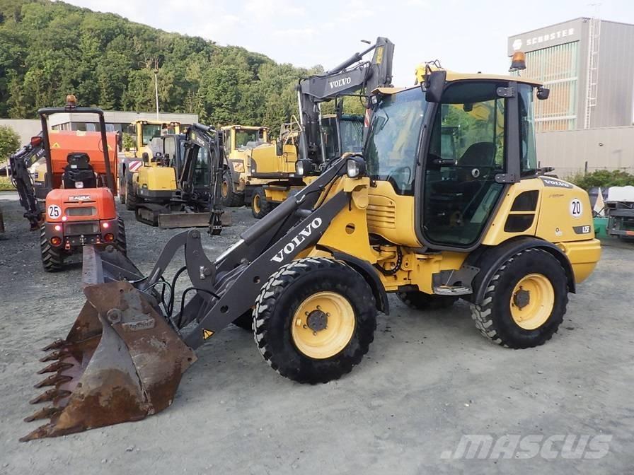 Volvo L 25 F Kolesni nakladalci