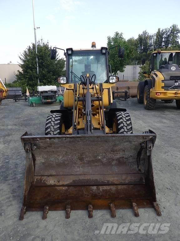 Volvo L 25 F Kolesni nakladalci