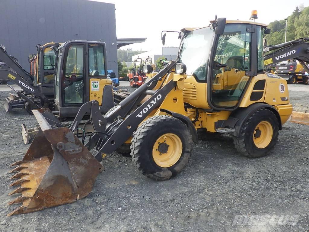 Volvo L 25 F Kolesni nakladalci