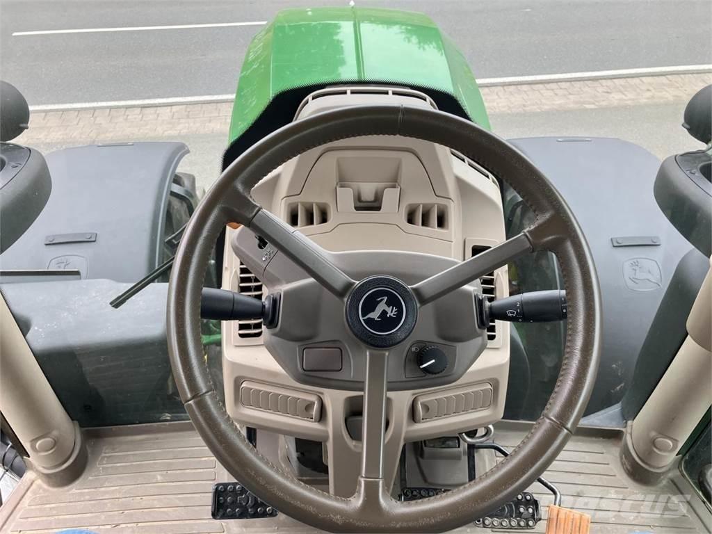 John Deere 6R 215 Traktorji