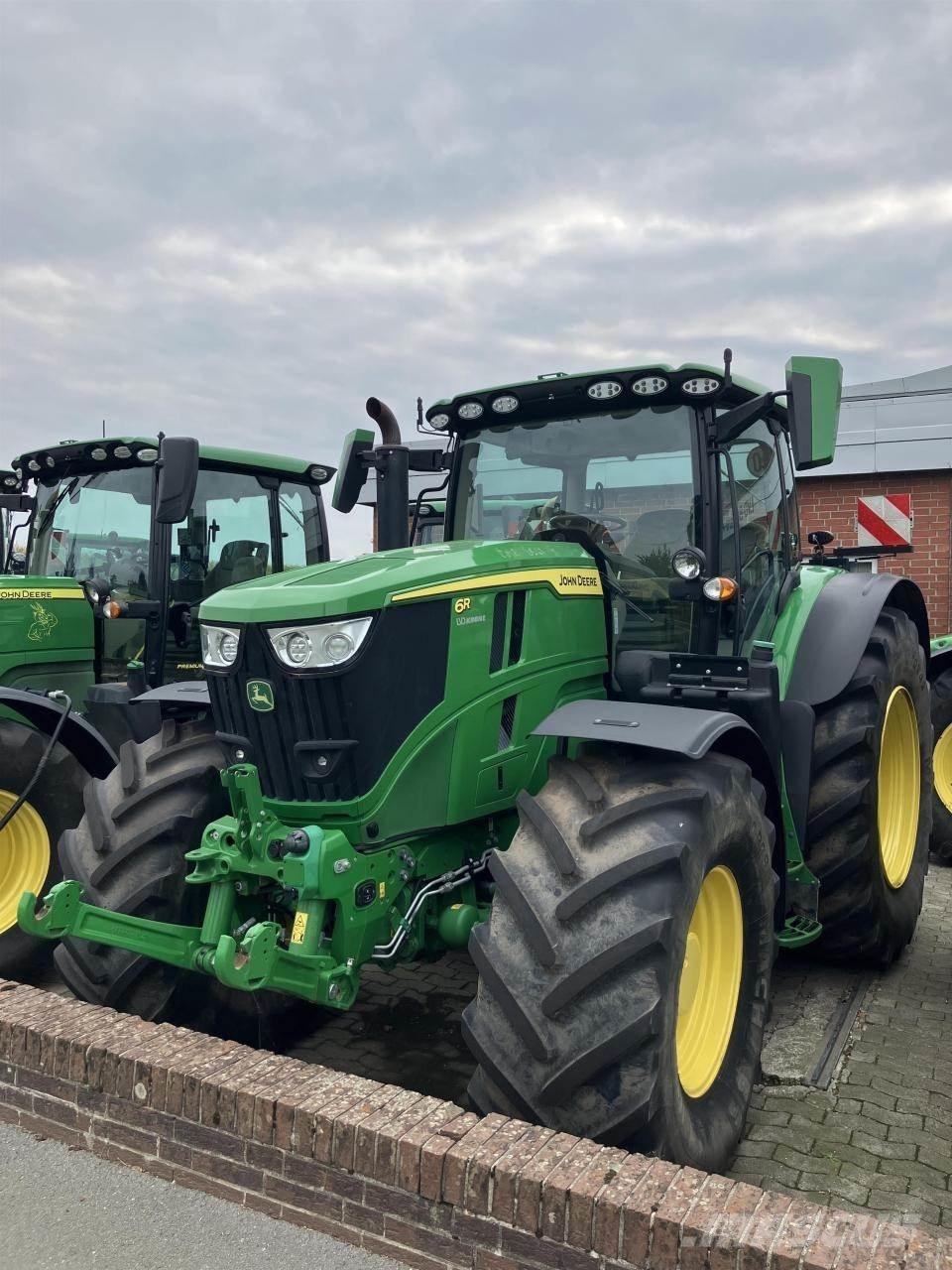 John Deere 6R 215 Traktorji