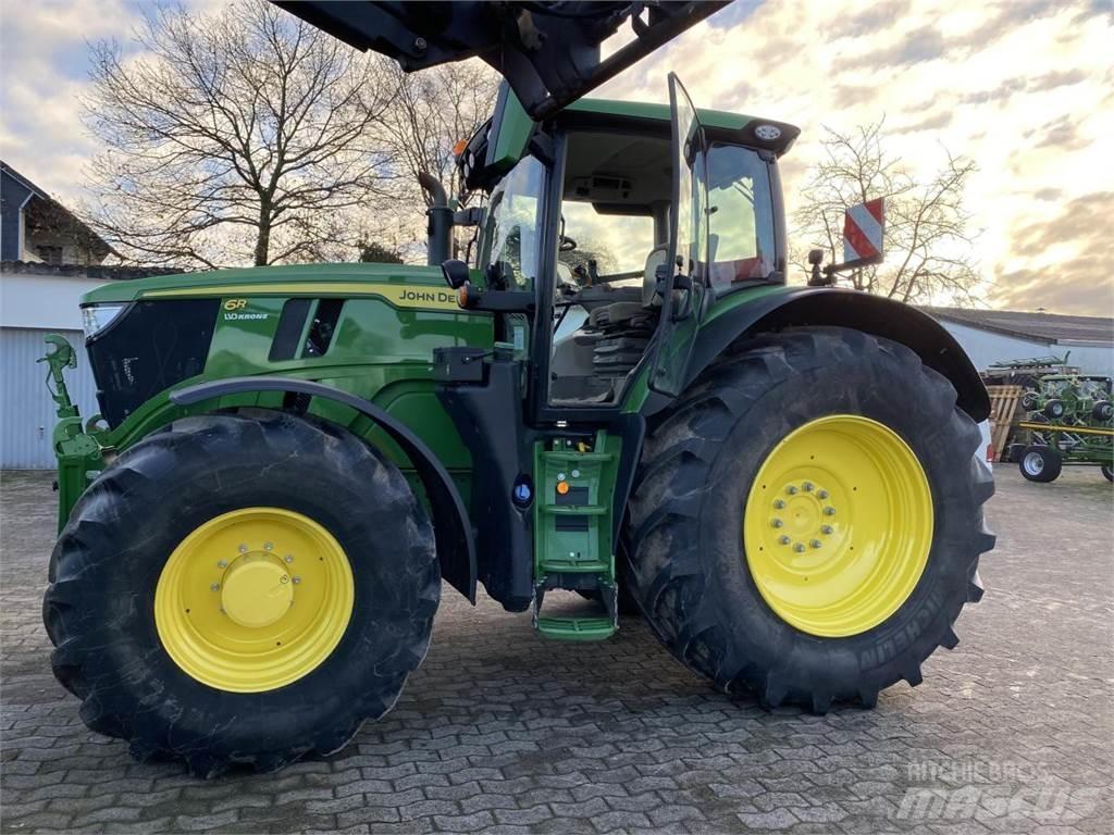 John Deere 6R 215 Traktorji