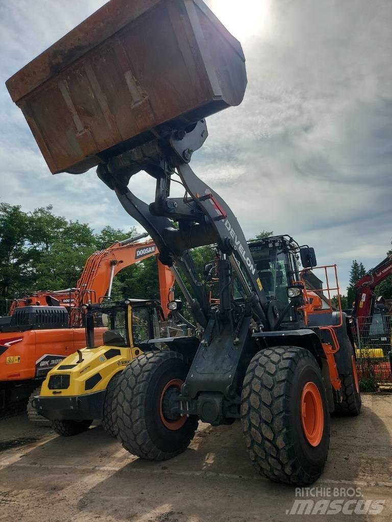 Develon DL 420 CVT-7 Kolesni nakladalci