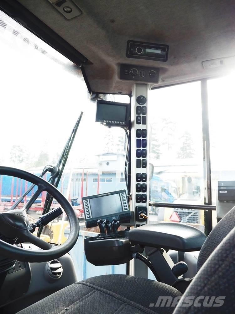 Volvo L 120 G Kolesni nakladalci