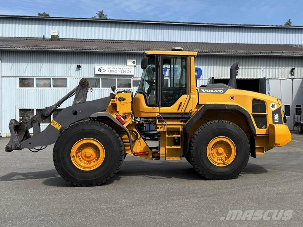 Volvo L 120 G Kolesni nakladalci