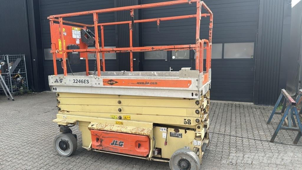 JLG 3246 ES Škarjaste dvižne ploščadi