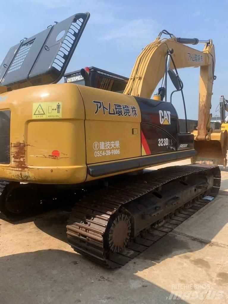 CAT 323 D L Bagri goseničarji