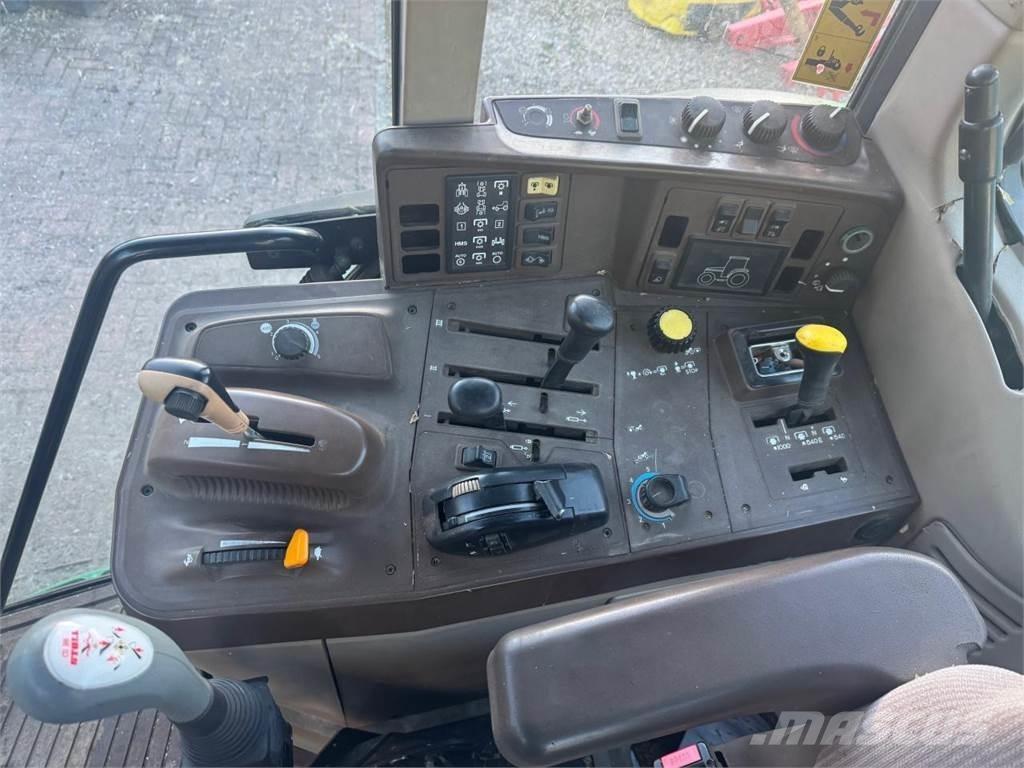 John Deere 6920 Traktorji