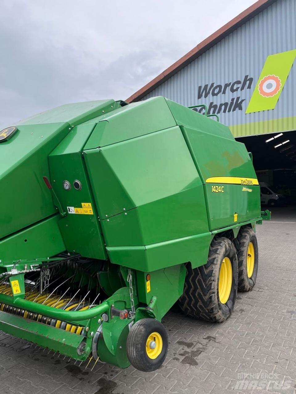 John Deere 1424 C Balirke (kvadratne bale)