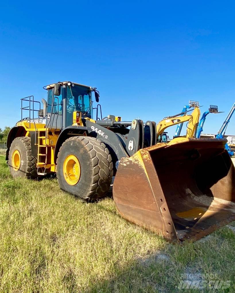 John Deere 844 K Kolesni nakladalci