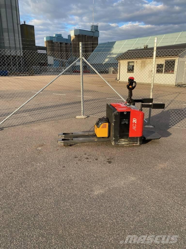 Heli CBD 20 Električni nizko dvižni viličar s stojiščem