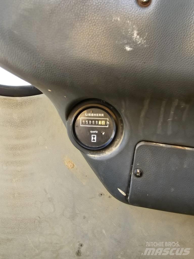 Liebherr 314 Bagri na kolesih