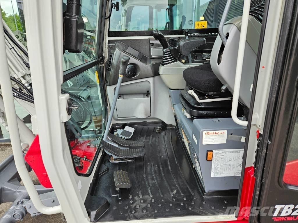 Takeuchi TB 230 Mini bagri <7t