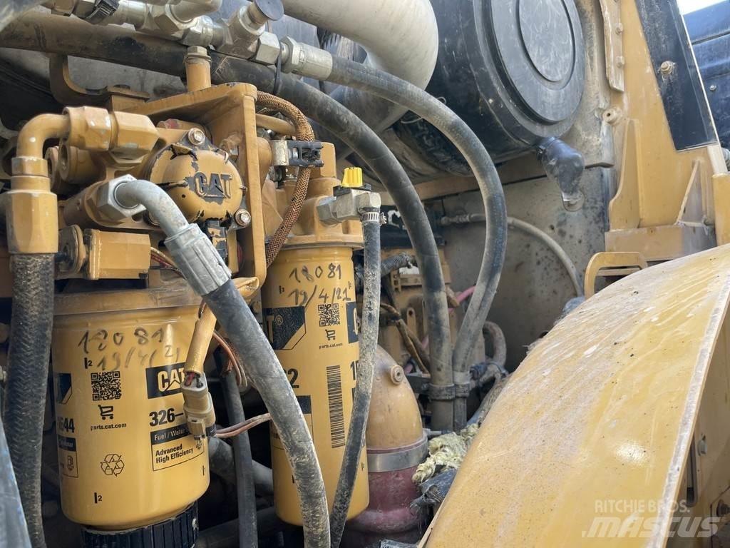 CAT 966H Kolesni nakladalci