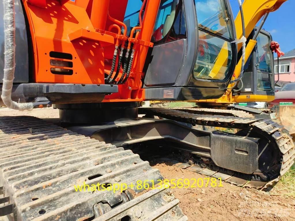 Hitachi ZX 135 US Bagri goseničarji