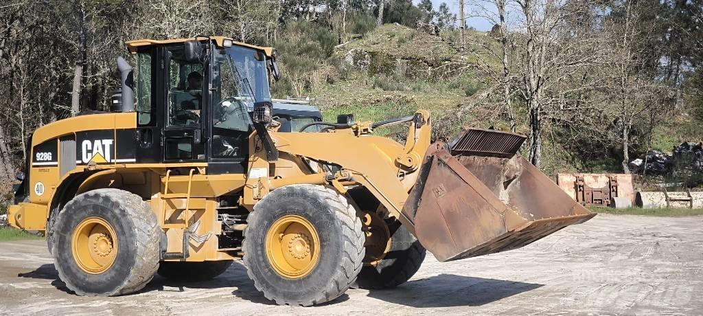 CAT 928 G Kolesni nakladalci