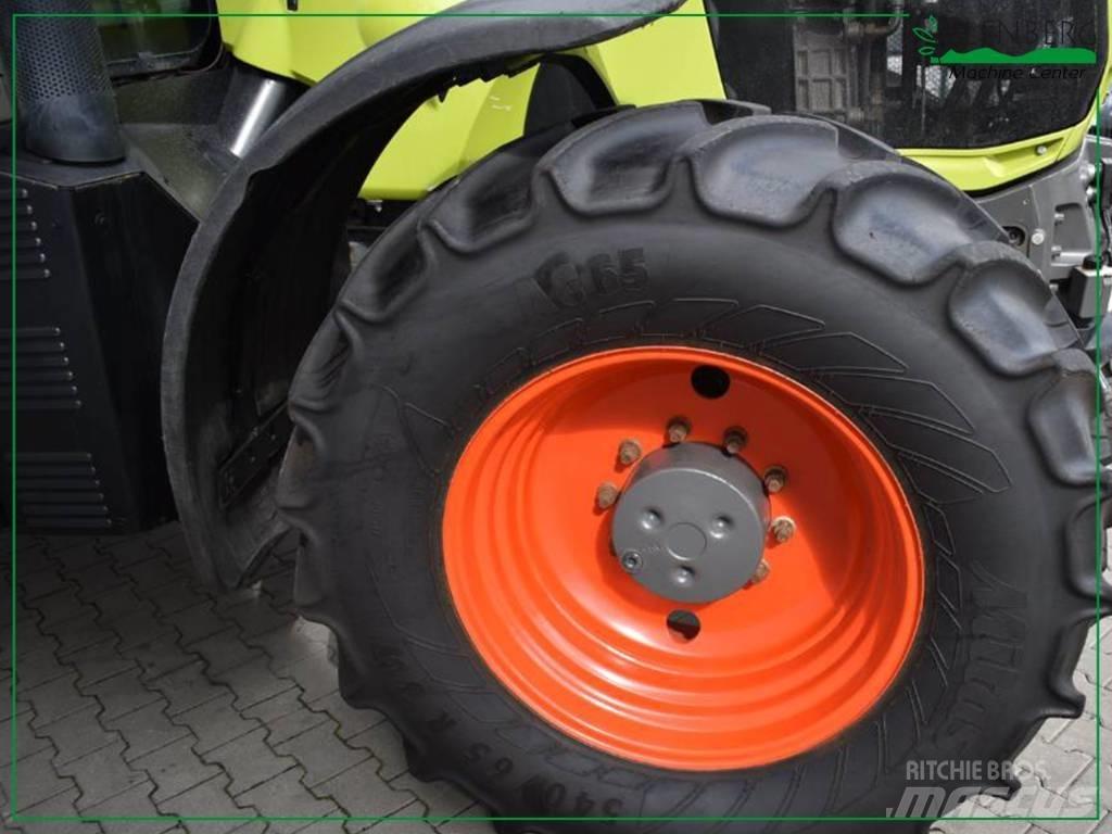 CLAAS Axion 810 Traktorji