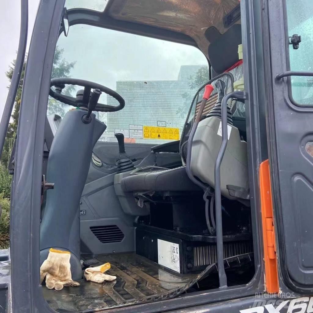 Doosan DX60W Bagri na kolesih