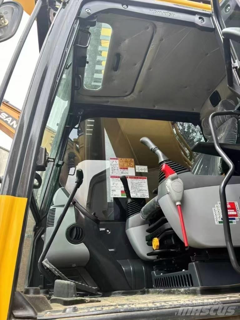 Komatsu 400-8 Bagri goseničarji