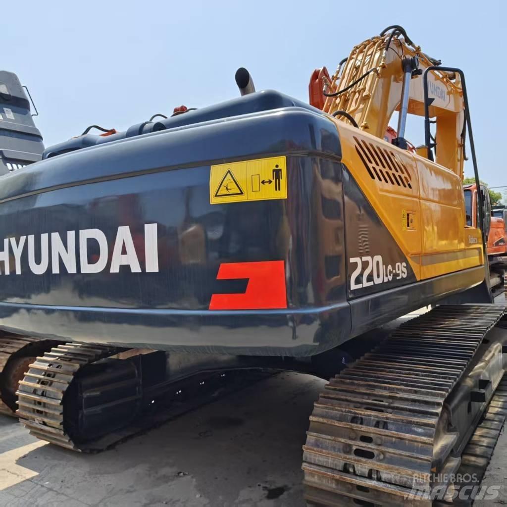 Hyundai 220lc-9s Bagri goseničarji