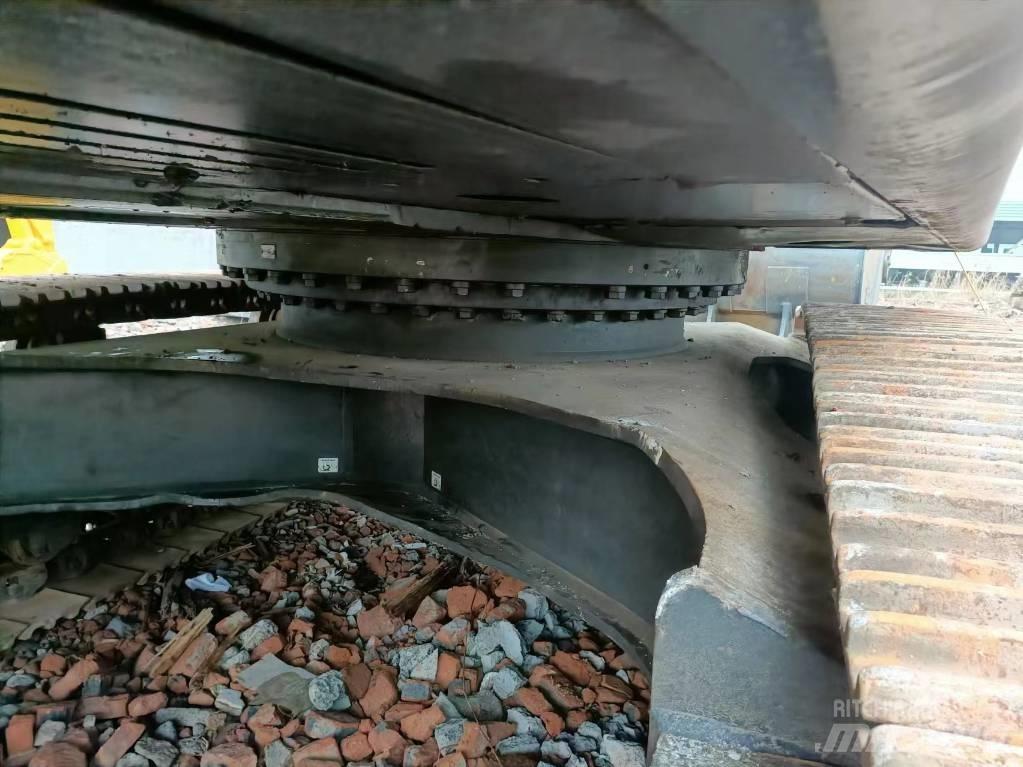Volvo 480 Bagri goseničarji
