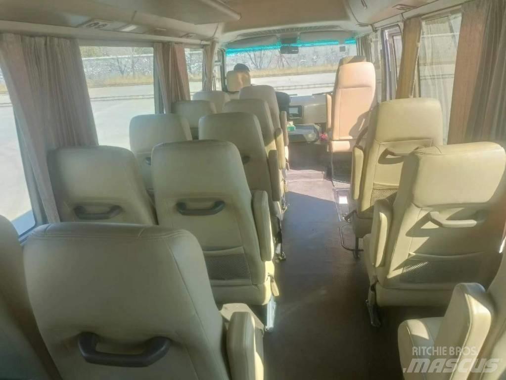 Toyota Coaster Bus Mini avtobusi