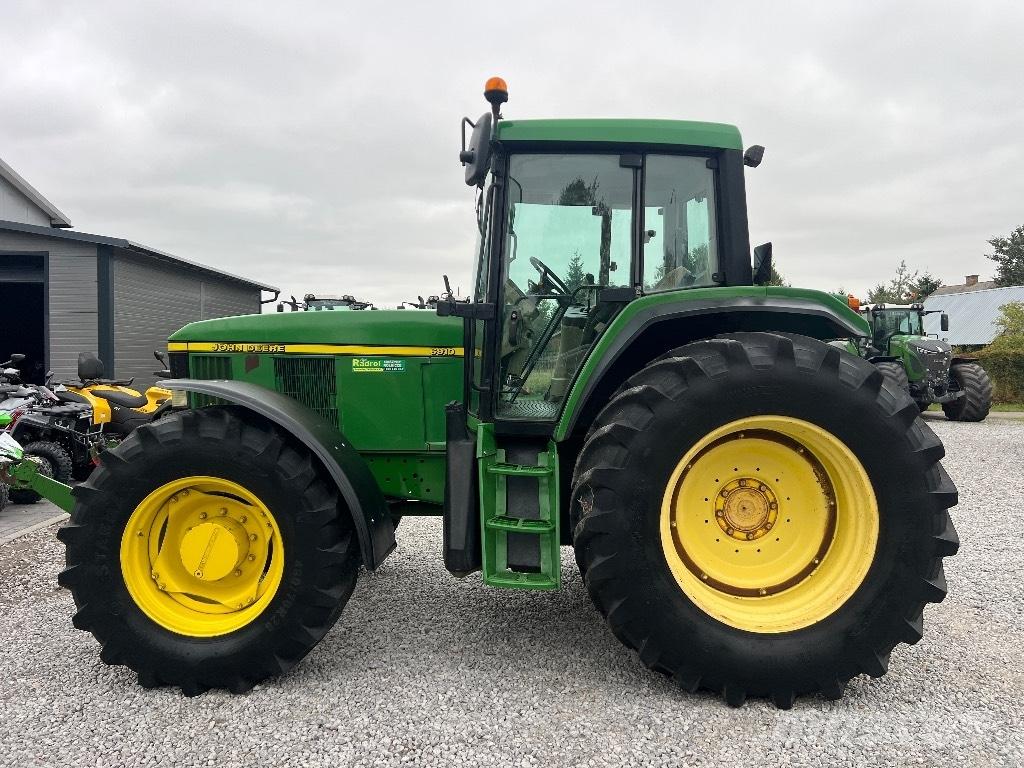 John Deere 6910 Traktorji