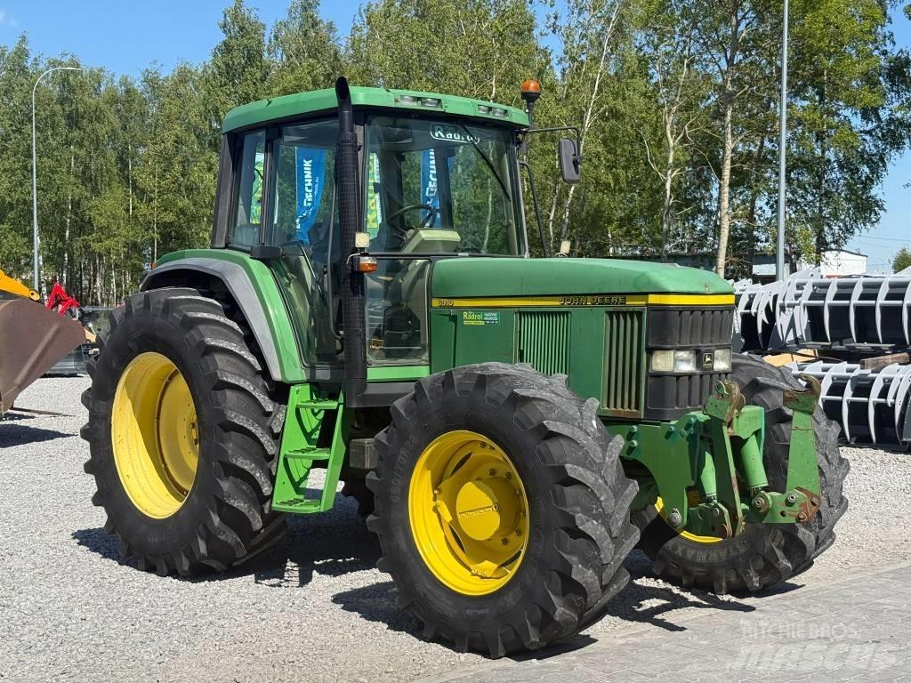 John Deere 6910 Traktorji