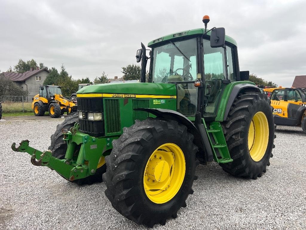 John Deere 6910 Traktorji