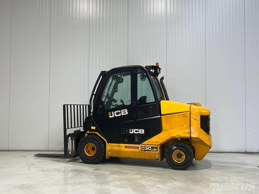 JCB TLT30-19D-2WD Dizelski viličarji