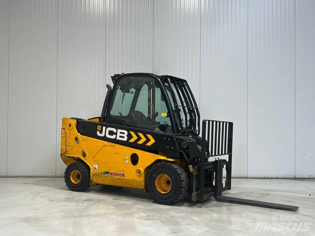 JCB TLT30-19D-2WD Dizelski viličarji