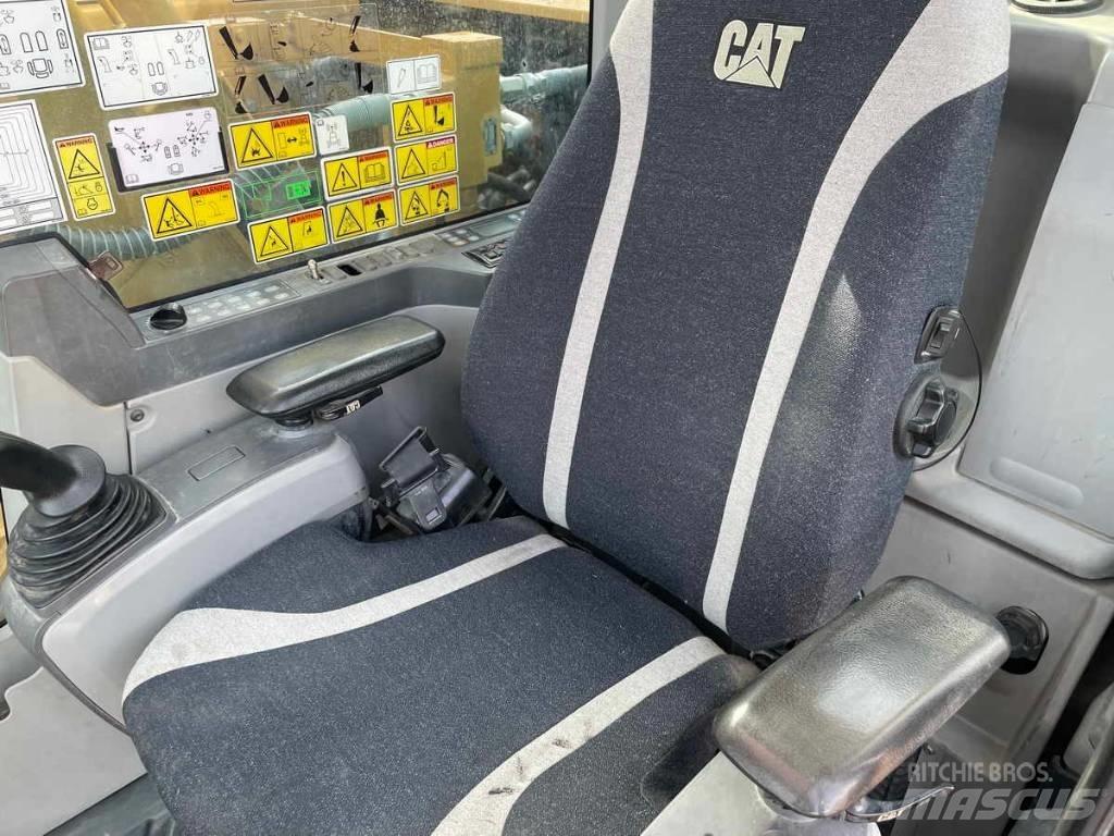 CAT 316FL Buldožerji goseničarji