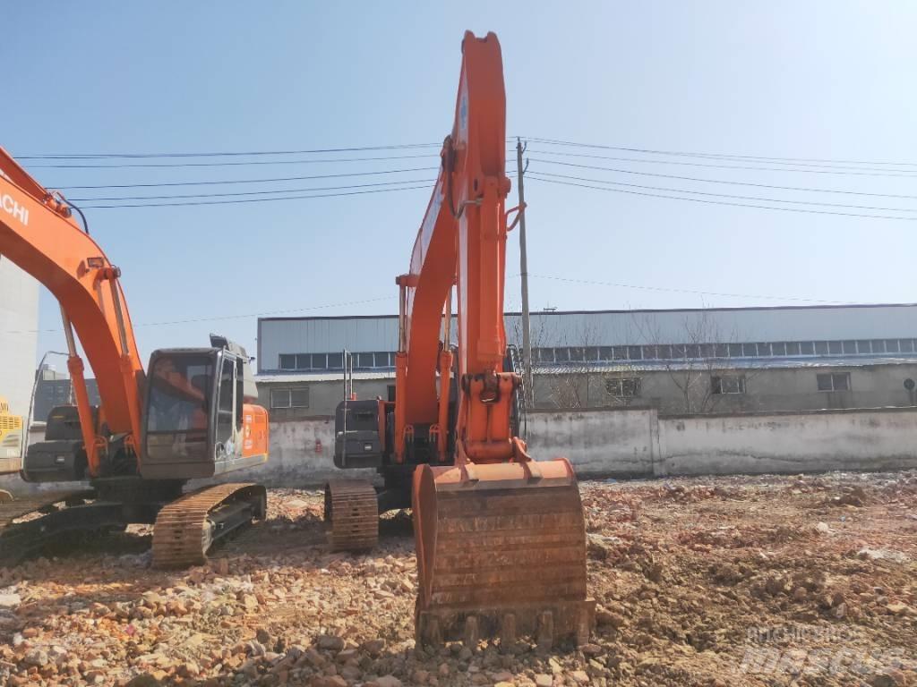 Hitachi ZX 240 Bagri goseničarji