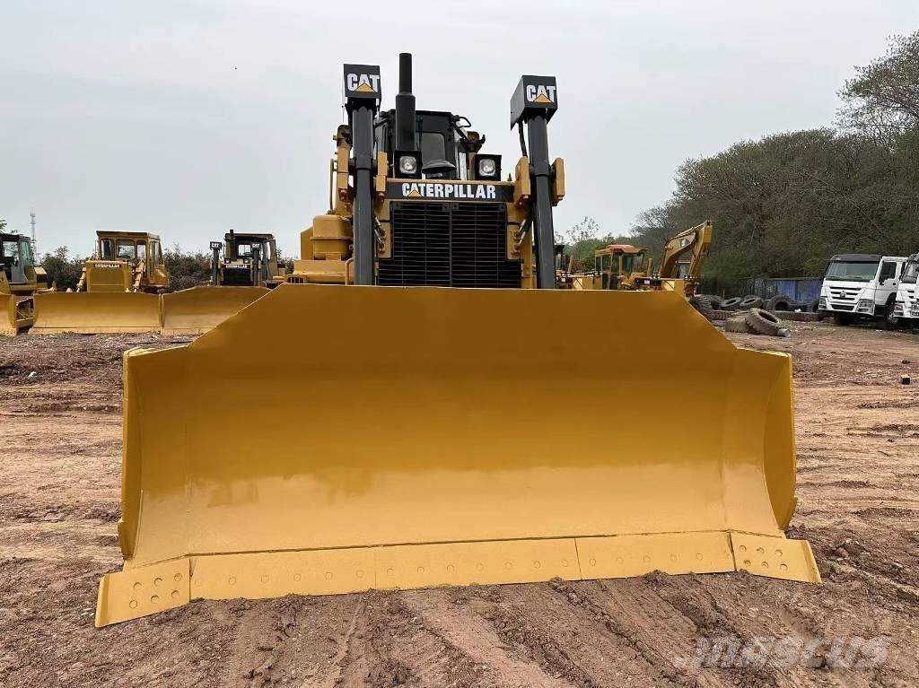 CAT D8R Buldožerji goseničarji