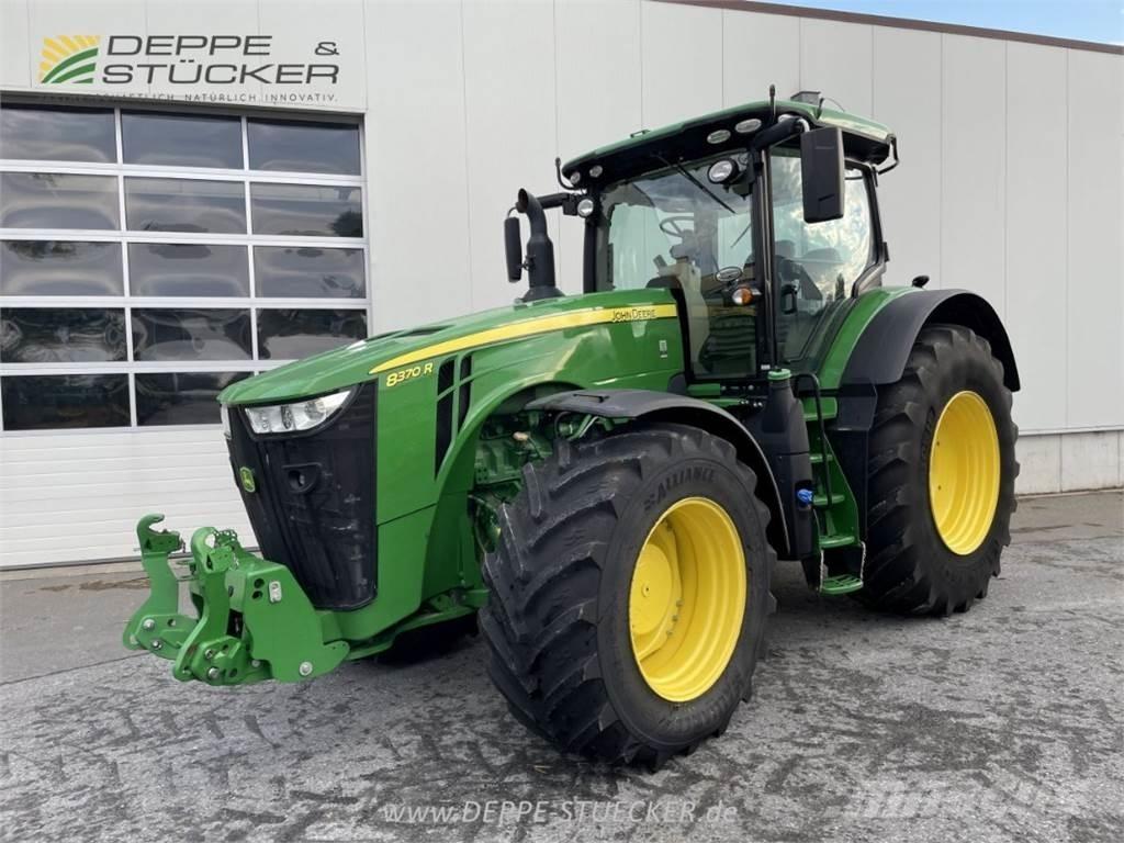 John Deere 8370R Traktorji