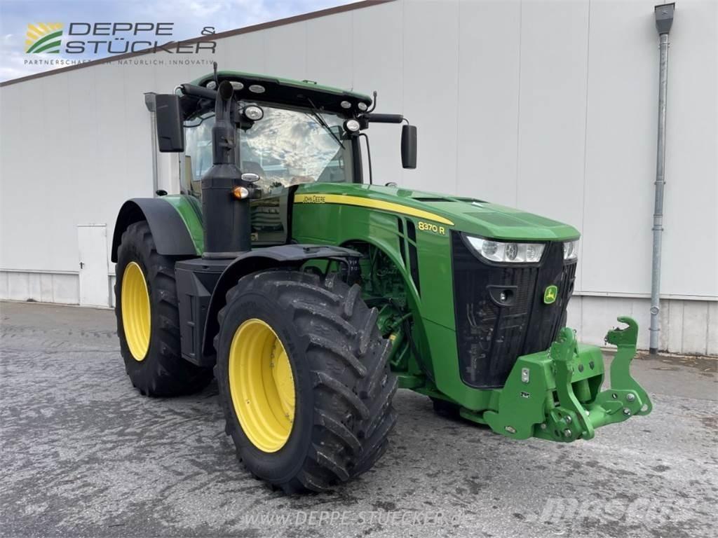 John Deere 8370R Traktorji