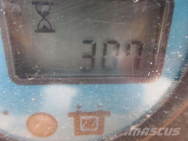 Haulotte Compact 14 Škarjaste dvižne ploščadi