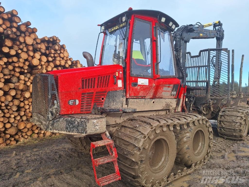 Komatsu 835 Forwarderji