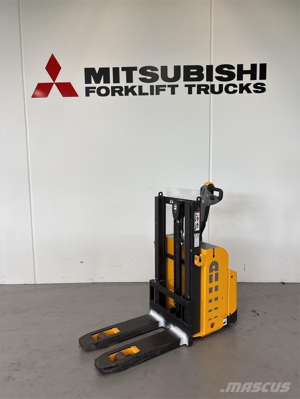 Atlet PSL125 Ročni električni viličar