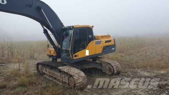 Volvo EC 300 D Bagri goseničarji