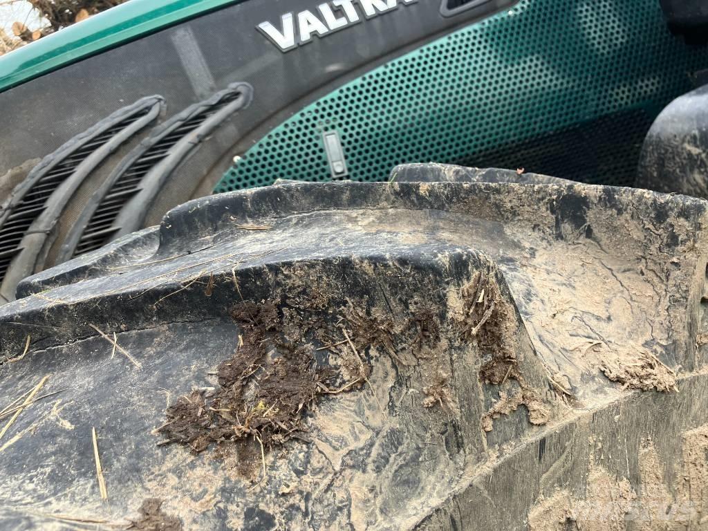 Valtra T 213 V Gozdarski traktorji