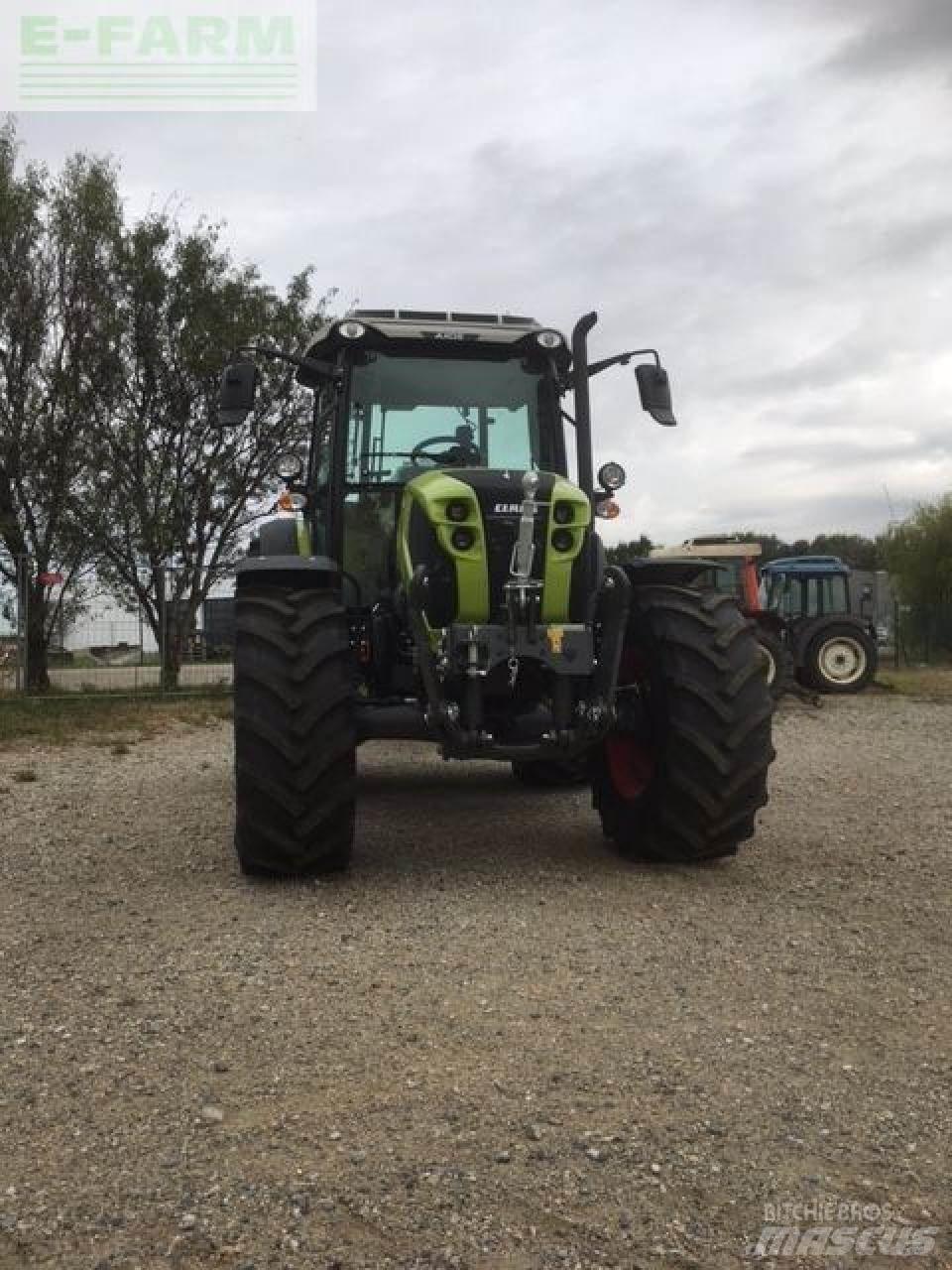 CLAAS axos 240 Traktorji