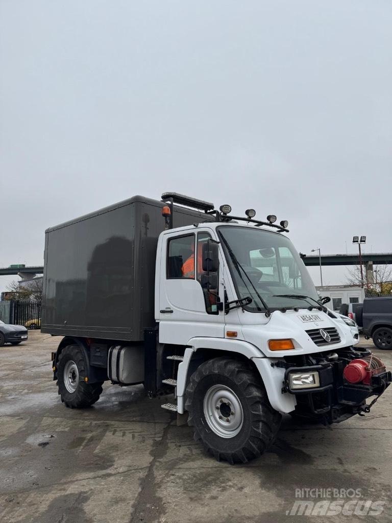 Unimog U300 Pomožni stroji