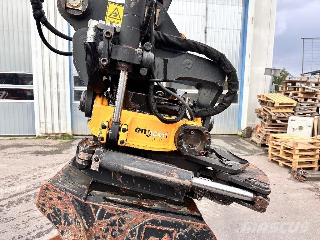 Schaeff TW 110 Bagri na kolesih