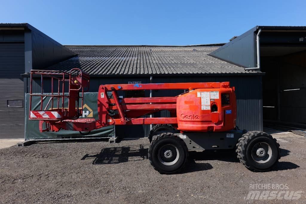 Genie Z 45/25 4x4 Zglobne dvižne ploščadi