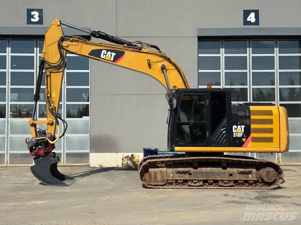 CAT 318 Bagri goseničarji