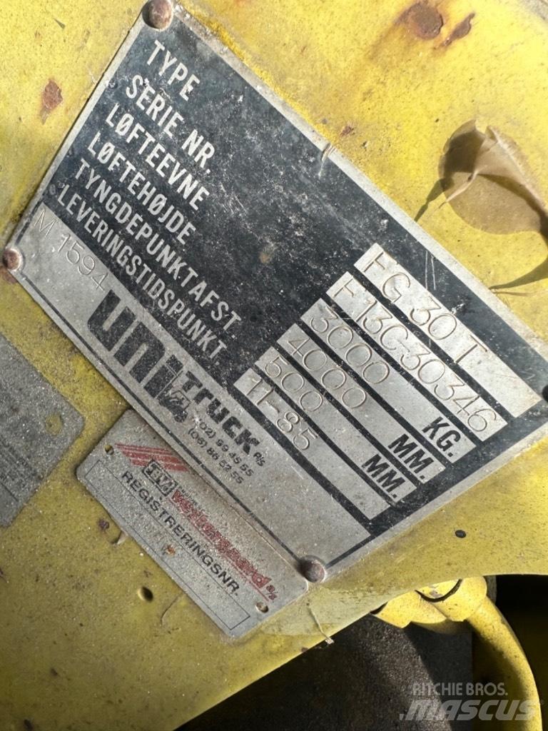 Mitsubishi FG 30 Plinski viličarji