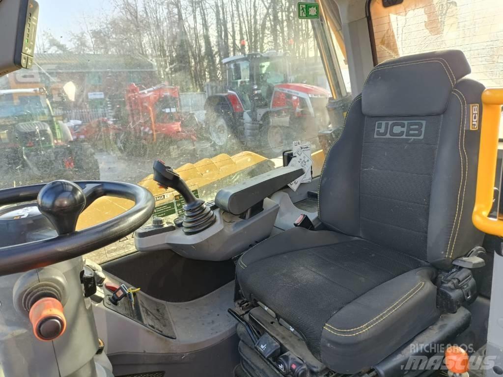 JCB 542-70 Agri Xtra Kmetijski teleskopski nakladalci